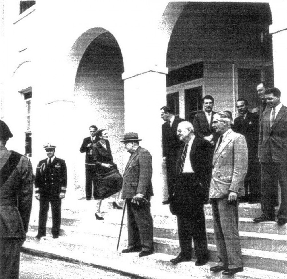 1953 Big 3 group outside City Hall