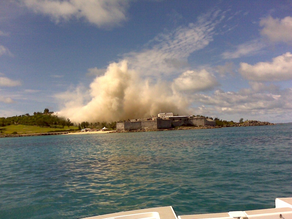Old Club Med implosion August 25, 2008 at 10 am